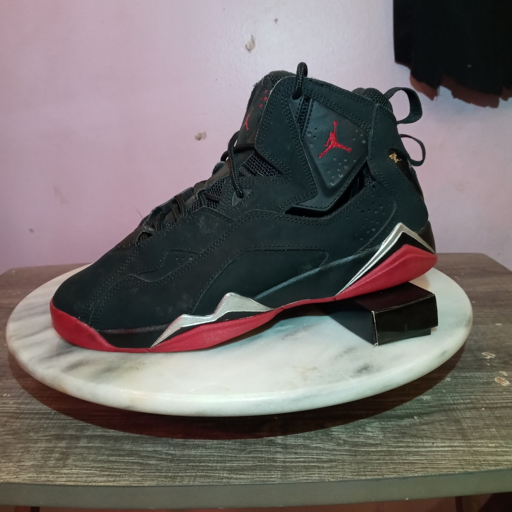Jordans size 6y